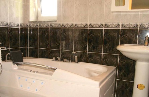 Jadranovo Villa | Homerez - 100 m away from the beach! Villa for 11 ppl. with swimming-pool