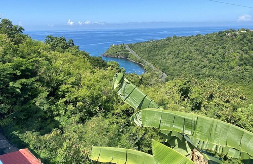 Marigot House | Homerez - Amazing bungalow 6 km away from the beach for 6 ppl. with shared pool