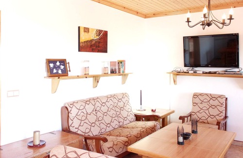 Baixa House | Homerez - Amazing house for 4 ppl. with sea view, garden and terrace at Baixa