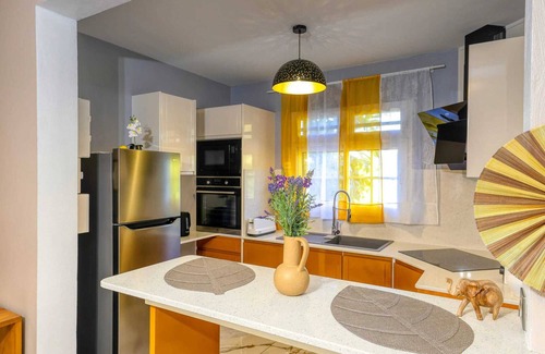 Pointe-Noire Apartment | Homerez - Apartment Pointe-Noire