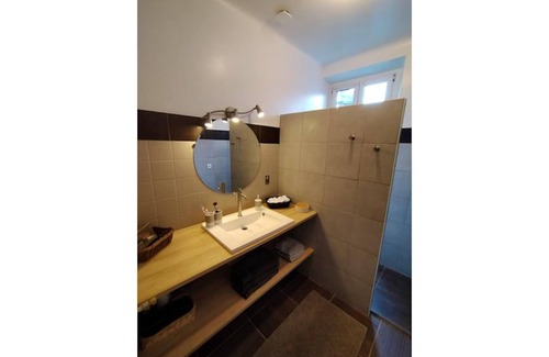 Montlaur-en-Diois House | Homerez - Big house for 21 ppl. with garden and terrace at Montlaur-en-Diois