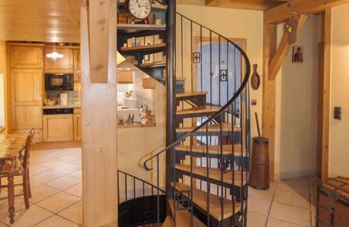 Saint-Andre Ski Chalet | Homerez - Chalet in Saint-André
