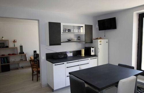 Saze House | Homerez - Cozy House in Saze with Spa and Enclosed Garden