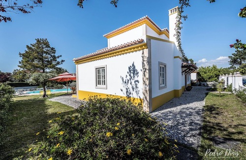 Sao Simao Villa | Homerez - Elegant Villa in Azeitão with Private Pool