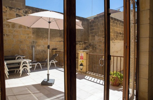 Kercem Villa | Homerez - Elegant Villa in Ta' Kerċem + Private Pool