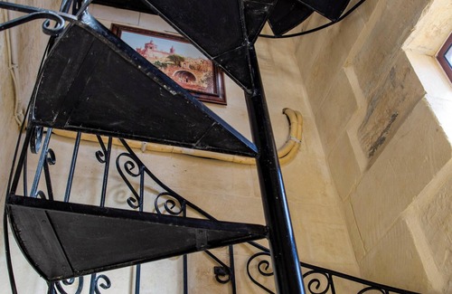 Kercem Villa | Homerez - Elegant Villa in Ta' Kerċem + Private Pool