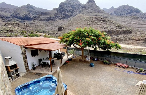La Aldea de San Nicolas House | Homerez - House 4 km away from the beach for 4 ppl. with sea view at Tasartico