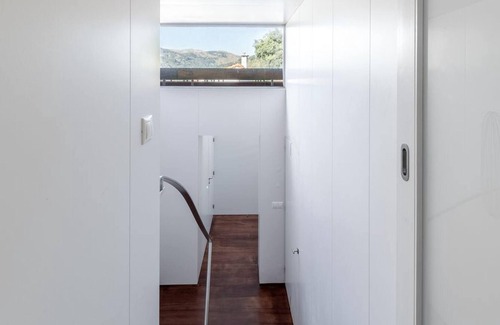 Vilar House | Homerez - House for 6 ppl. with swimming-pool, garden and terrace at Travassós