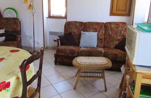Prats-de-Carlux House | Homerez - Nice house for 2 ppl. with terrace at Prats-de-Carlux