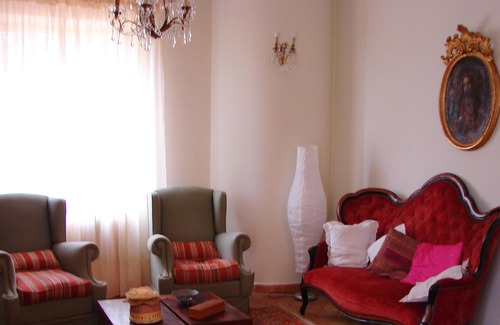 Mogliano Villa | Homerez - Villa for 8 ppl. with swimming-pool, jacuzzi and garden at Mogliano