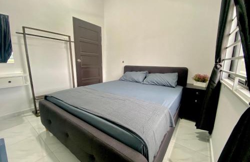 Wakaf Bharu House | Homestay Bendang Morak-Musl!m Only
