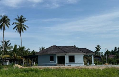 Bachok House | Homestay Kamilia