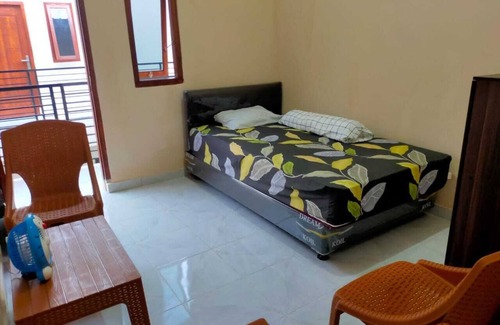 Labuan Bajo House | Homestay Komodo Mountain View
