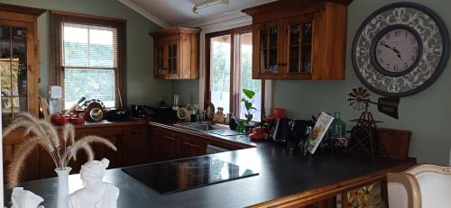 Maudsland Bed & Breakfast | Homestead BnB