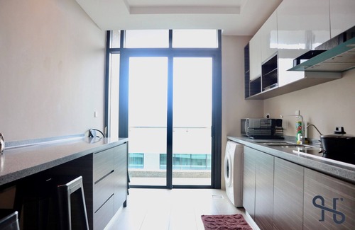 Downtown Kota Kinabalu Hotel | Homesuite’ Home @ Riverson SOHO