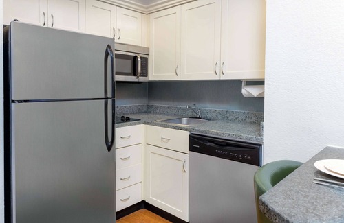 Bonita Springs Hotel | Homewood Suites by Hilton Bonita Springs