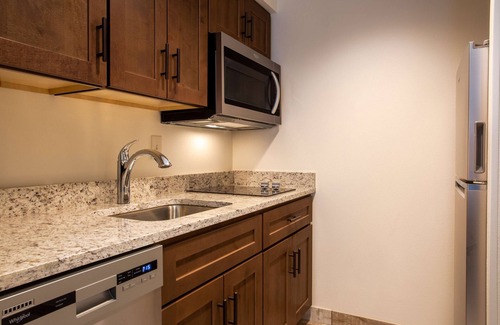 Myrtle Beach Hotel | Homewood Suites by Hilton Myrtle Beach Coastal Grand Mall