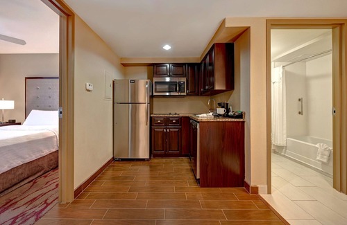 Albuquerque Hotel | Homewood Suites by Hilton Albuquerque Airport