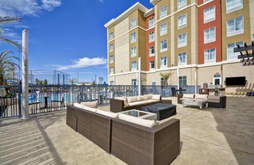 Conroe Hotel | Homewood Suites by Hilton Conroe
