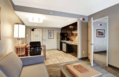 Ottawa Division Hotel | Homewood Suites by Hilton Ottawa Kanata