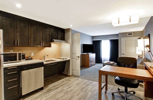 Ottawa Division Hotel | Homewood Suites by Hilton Ottawa Kanata