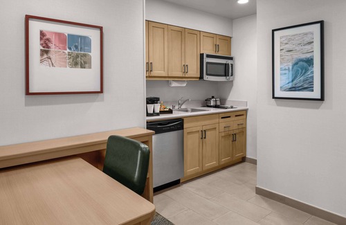 Anaheim Resort Hotel | Homewood Suites by Hilton Anaheim Resort – Convention Center