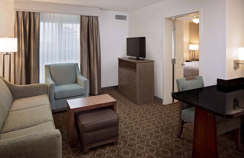 Maitland Hotel | Homewood Suites by Hilton Orlando-Maitland