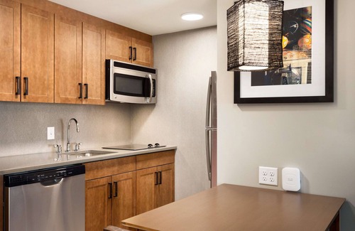 East Syracuse Hotel | Homewood Suites by Hilton Syracuse - Carrier Circle