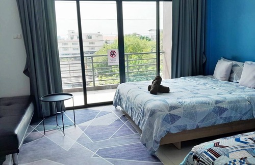 Don Muang House | HOMEY-Don Mueang Airport Hostel