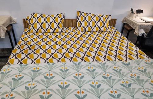 Bullawala House | HOmTEL-1Bedroom Home Stay by Pushpanjali QLH