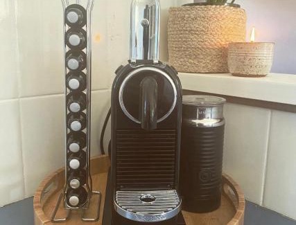 Kingscote House | Honey at KI