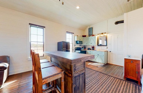 Fredericksburg Hotel | Honey Creek School House