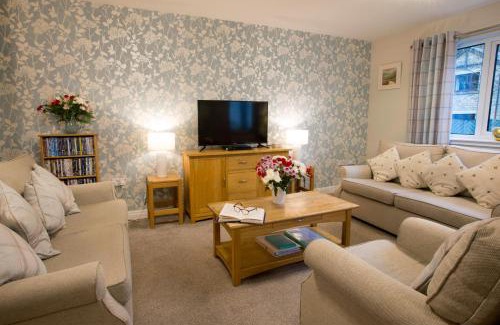 Penrith House | Honeybee Cottage