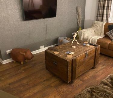Newburgh House | Honeycomb Cottage