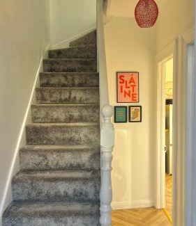 Londonderry House | Honeymoon Row