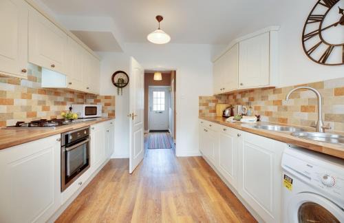 Wooler House | Honeysuckle Cottage