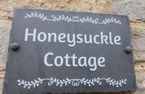 Compton Dundon House | Honeysuckle Cottage