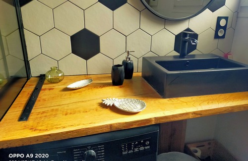 Berville-sur-Mer House | Honfleur 10kms, house 53m2 with fireplace and garden 900m2