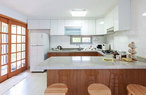 Hongcheon House | Hongcheon Village 736 Pension