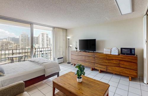 Waikiki Hotel | Honolulu Horizon Haven-30 night minimum