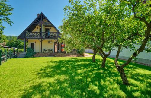 Szentendrei House | Honti Panzió