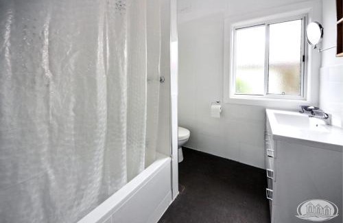 Portland House | Hook, Wine & Linger on Learmonth