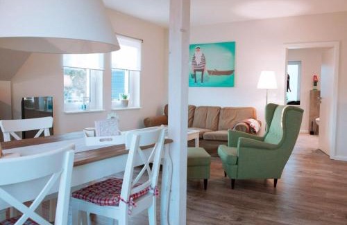 Schonberger Strand House | Hoppetosse Comfortable holiday residence
