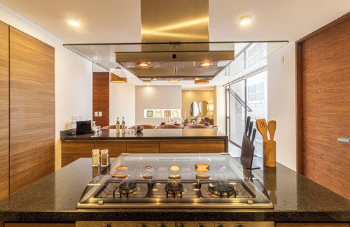 Los Morales Apartment | Horacio by Kukun
