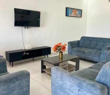 Yof Apartment | Horizon bleue