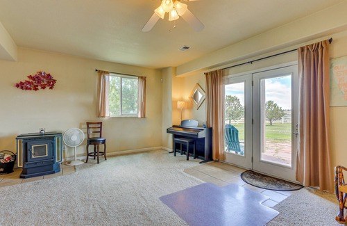 Elizabeth House | Horse Country Home Near Castlewood Canyon!