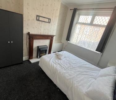 Oldham House | Horsedge