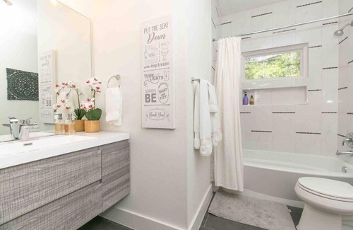 Horseshoe Bay House | Horseshoe Bay Stunner! Luxury!