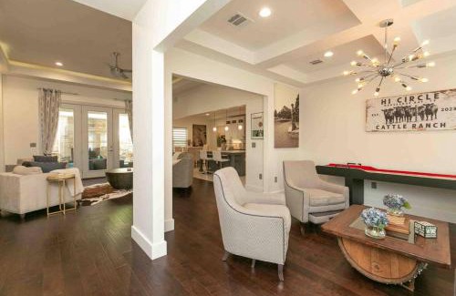 Horseshoe Bay House | Horseshoe Bay Stunner! Luxury!