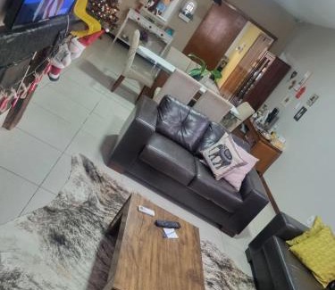 Centro House | Hospedagem Sil e Jean quarto família, cozinha compartilhada com outros hóspedes